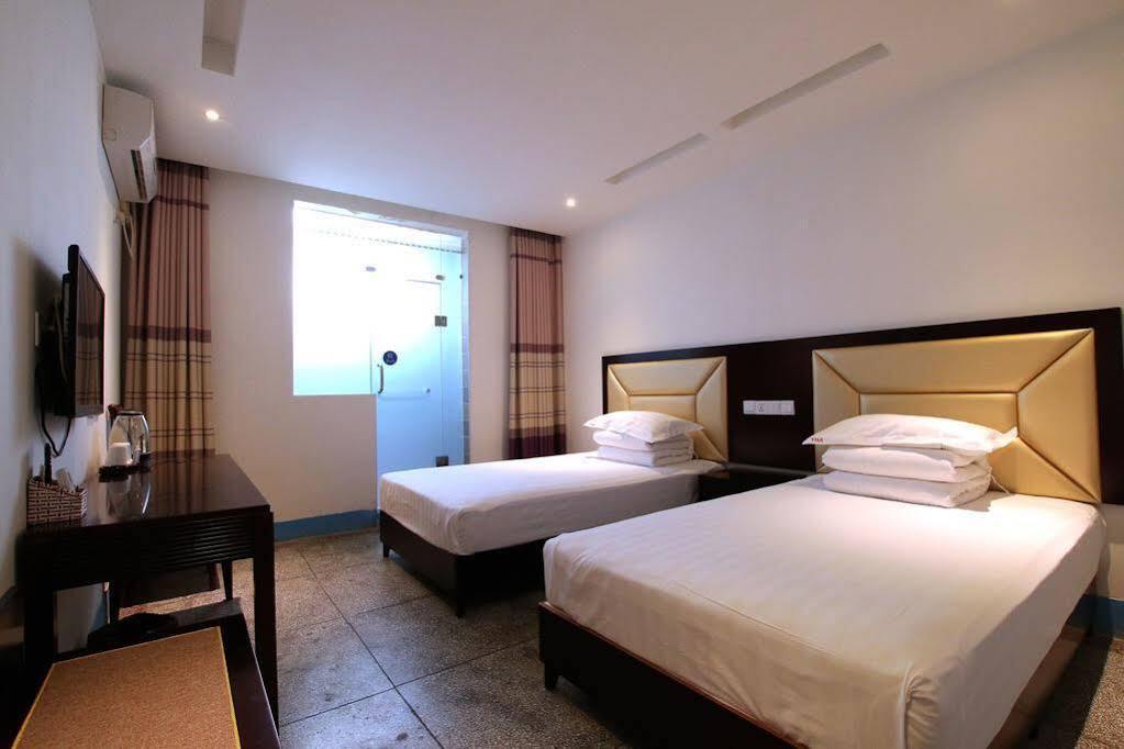 Luoyang Heartland International Youth Hostel Exterior photo